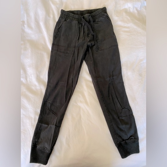 Black Roots pants size xs women’s - Picture 3 of 5